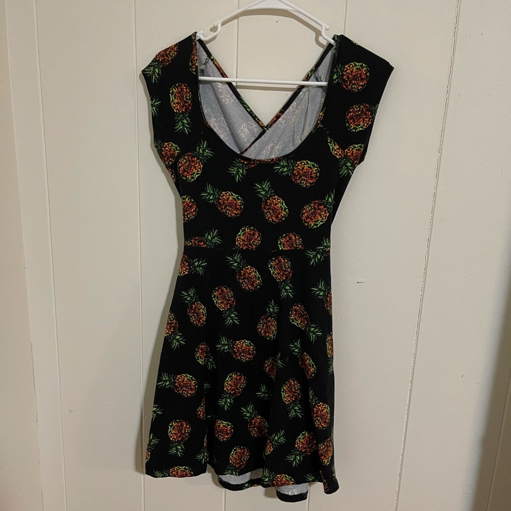 Ocean Drive Black Pineapple Dress Size Large
